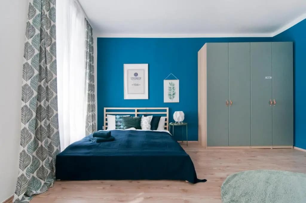 Stylish Self-Check-In Apartment With 2 Bedrooms - photo 3