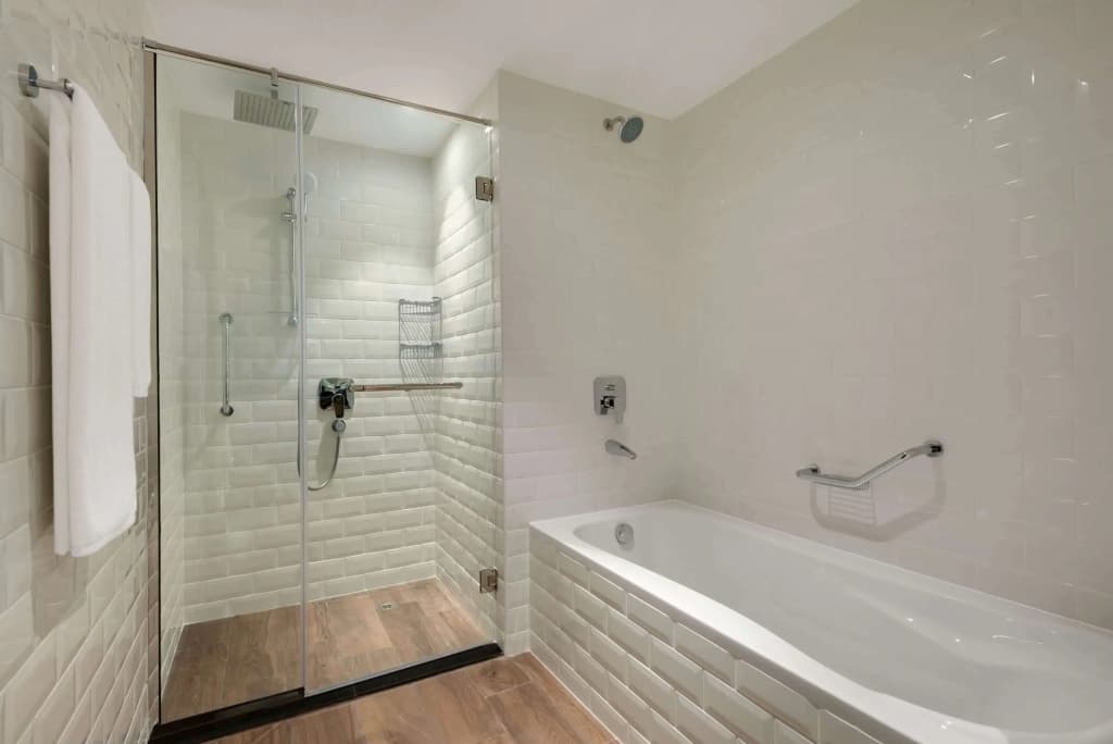 Hotel Wyndham Garden Muscat Al Khuwair - photo 20