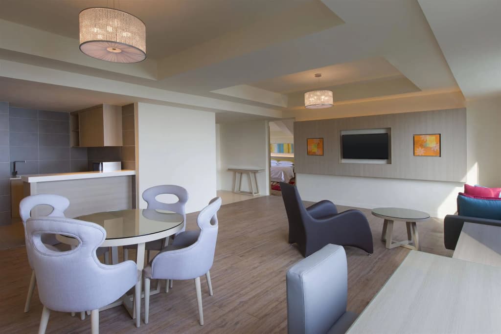 Mercure Penang Beach - photo 7