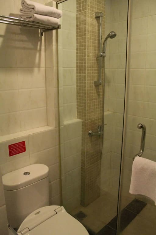 Capital O 203 Prasada Mansion Sudirman - photo 9