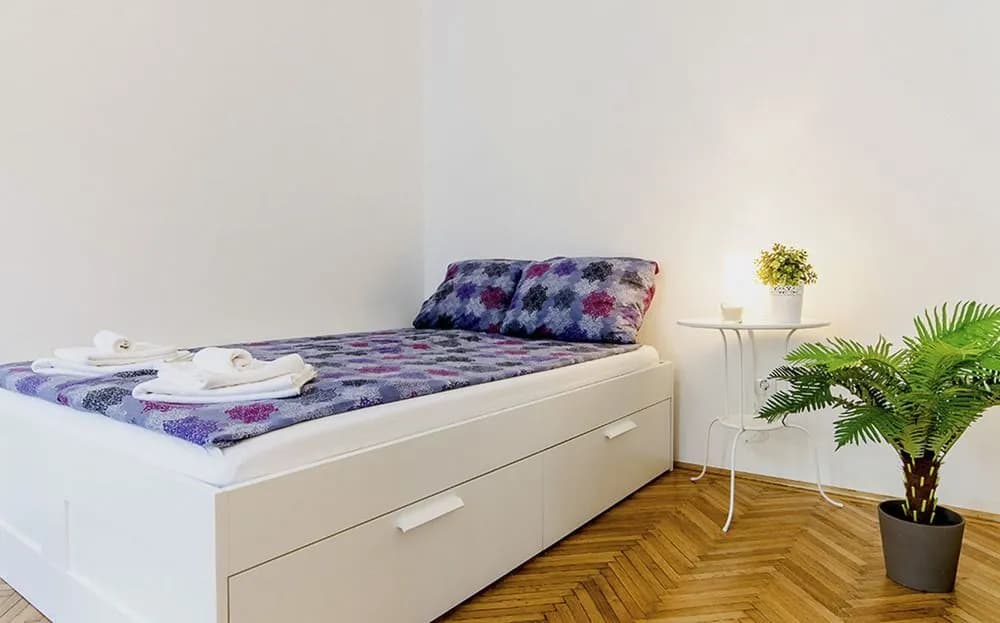 Lavender Apartment - photo 3
