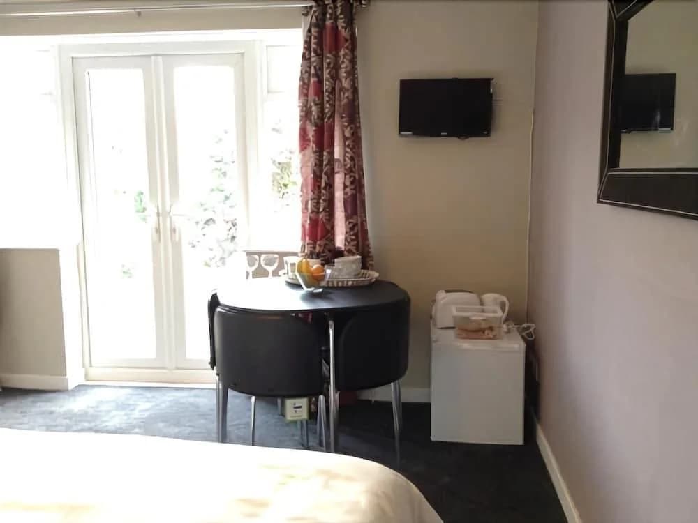 Meadow House - photo 4