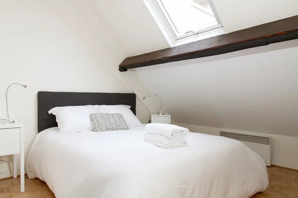 Rue Montorgeuil Area Private Apartment - photo 6