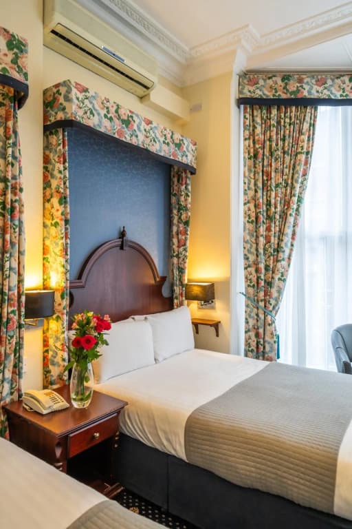 Hotel La Place - photo 36
