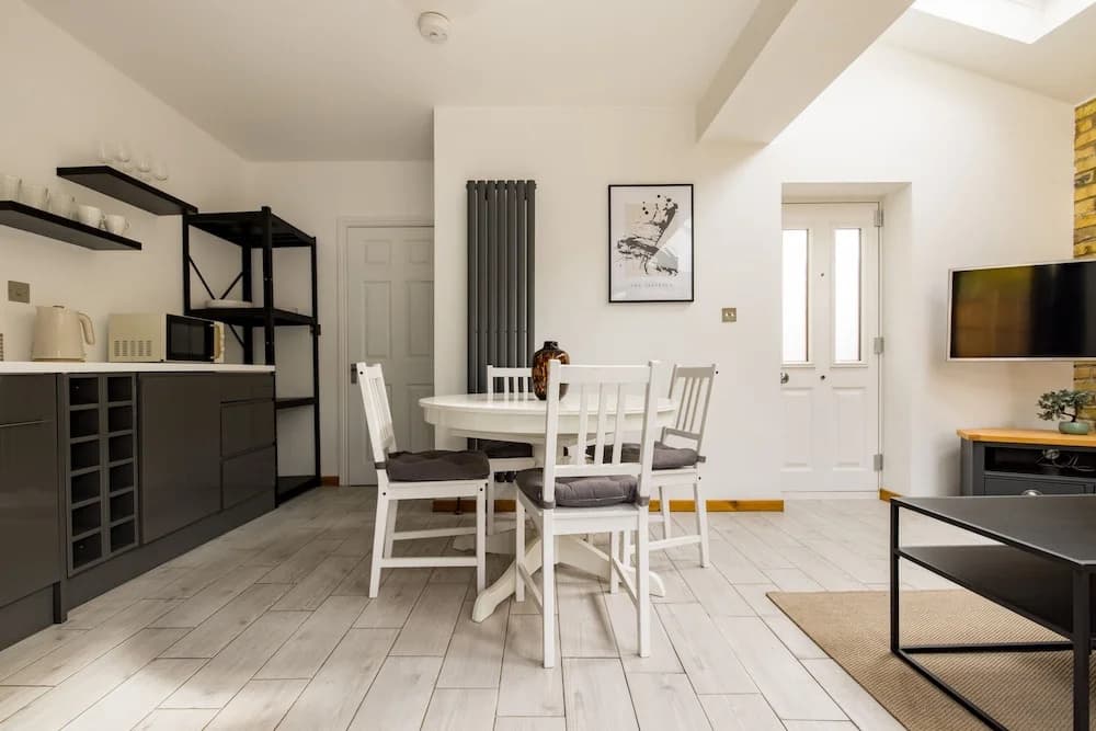 2 Bed Garden Flat in Balham - photo 16