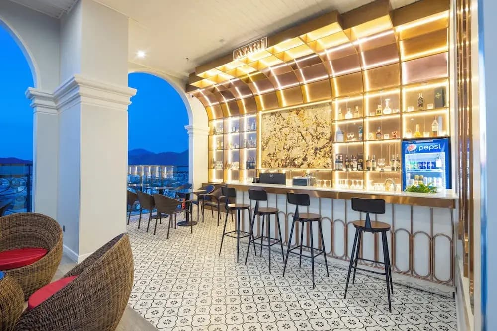 Avari Hotel - photo 30