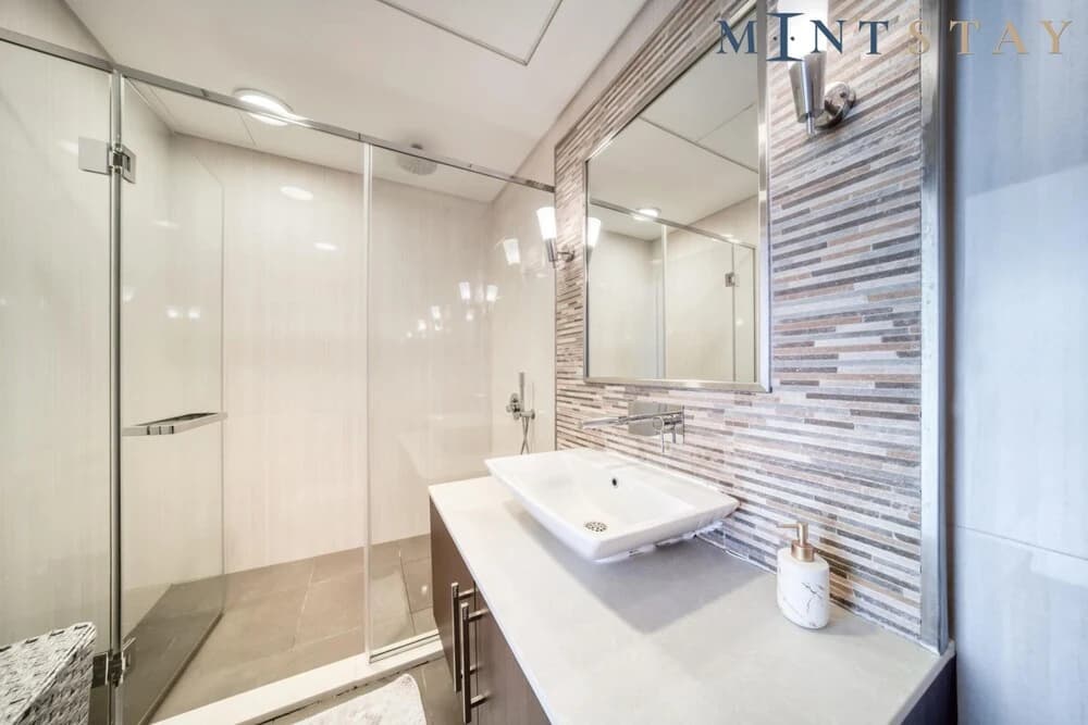 Prime Difc Duplex With Iconic Skyline Views - photo 7