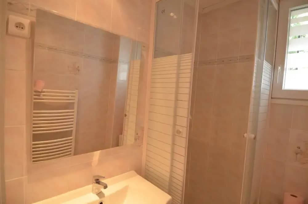Quiet Modern Studio In The Heights Of The Port Of Nice - photo 7