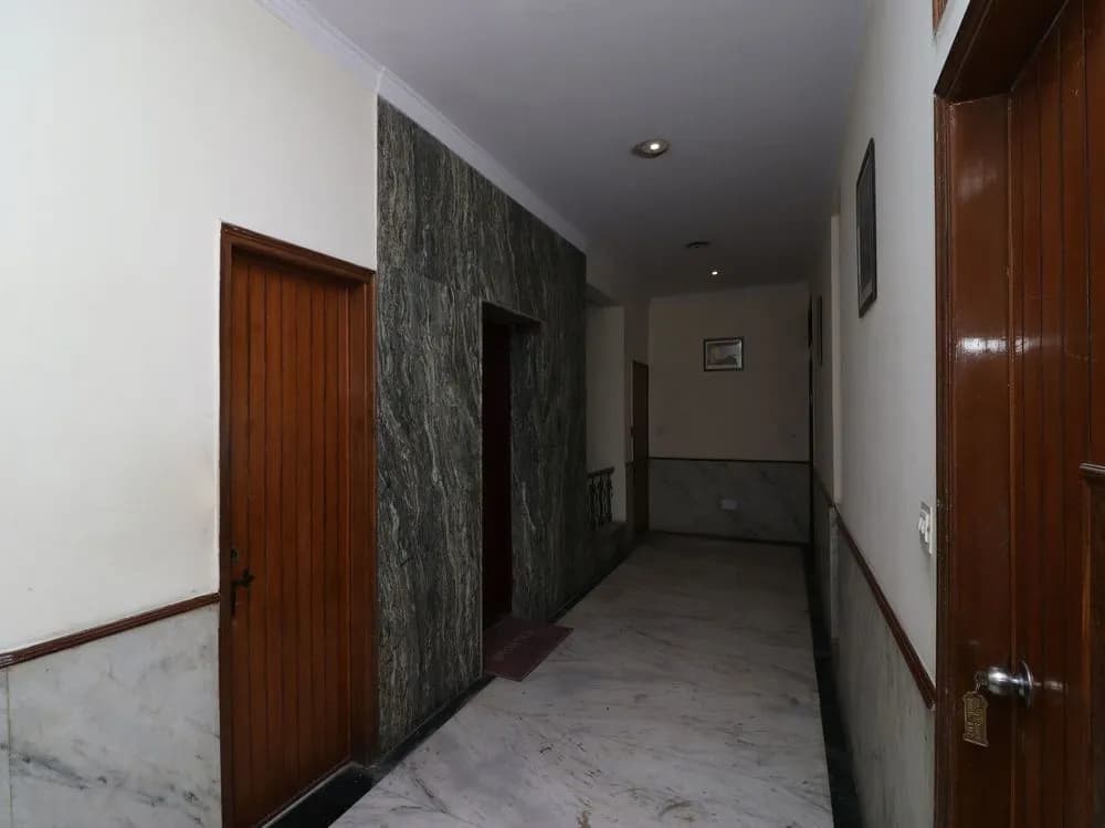 OYO 12419 Hotel Silver Shine - photo 14