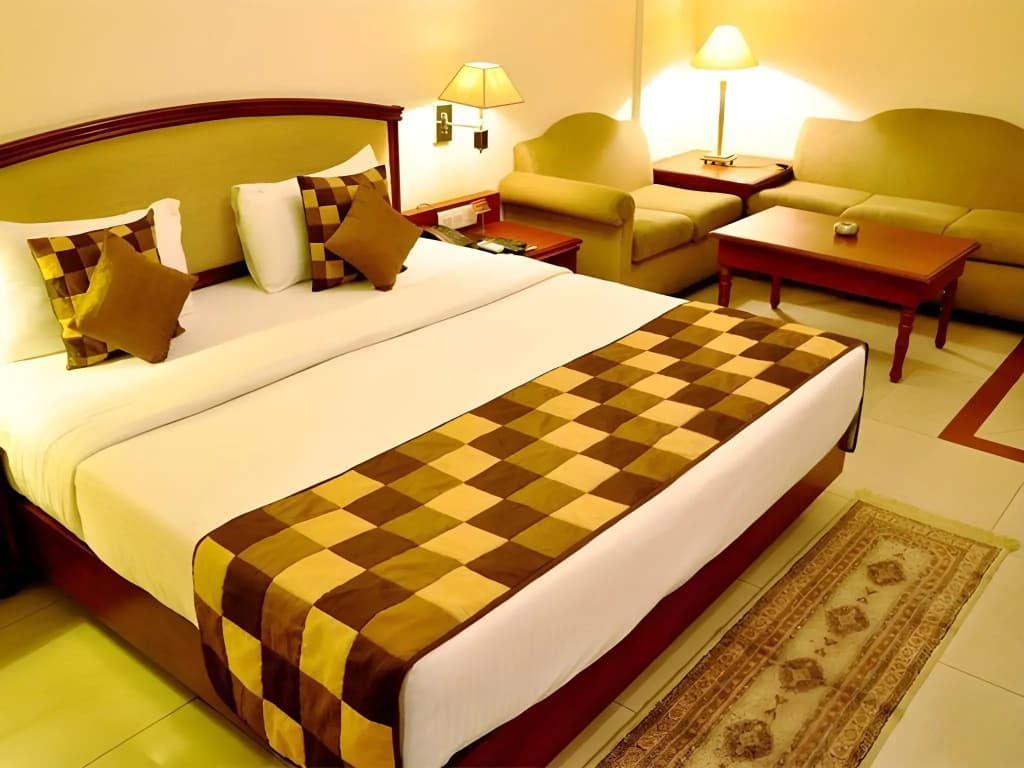 Hotel Jewel Palace - photo 4