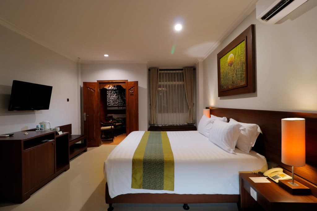 Adi Dharma Hotel Legian - photo 4