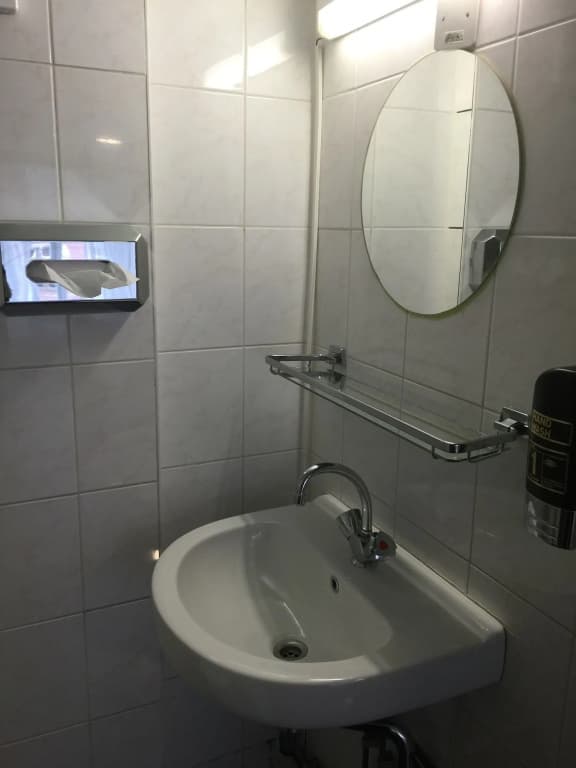 Hotel Damrak Inn - photo 36