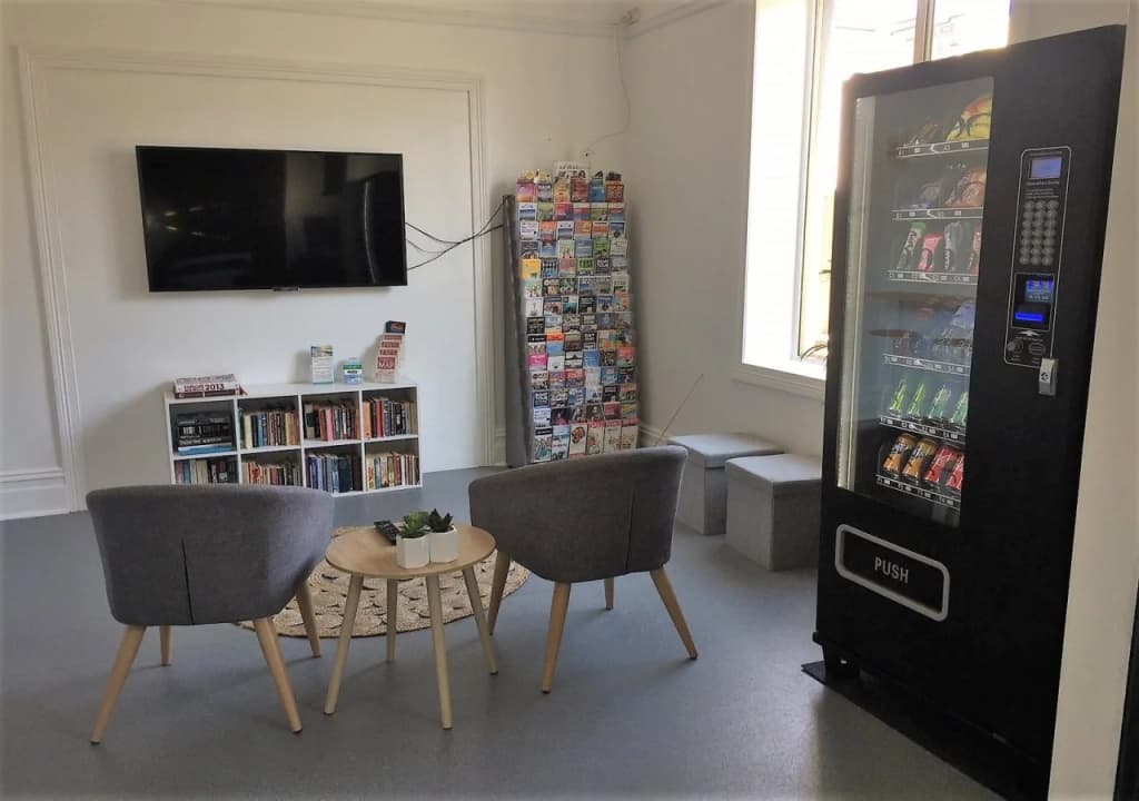 Sandy Bottoms Guesthouse - photo 12