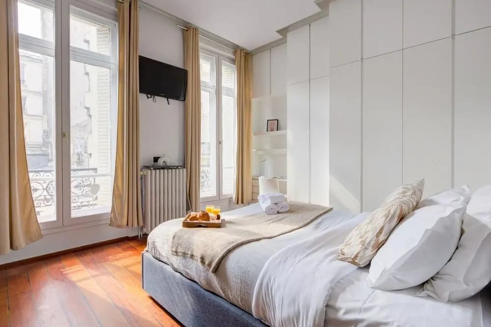 Le Marais & Place de la Republique 3BR - photo 13