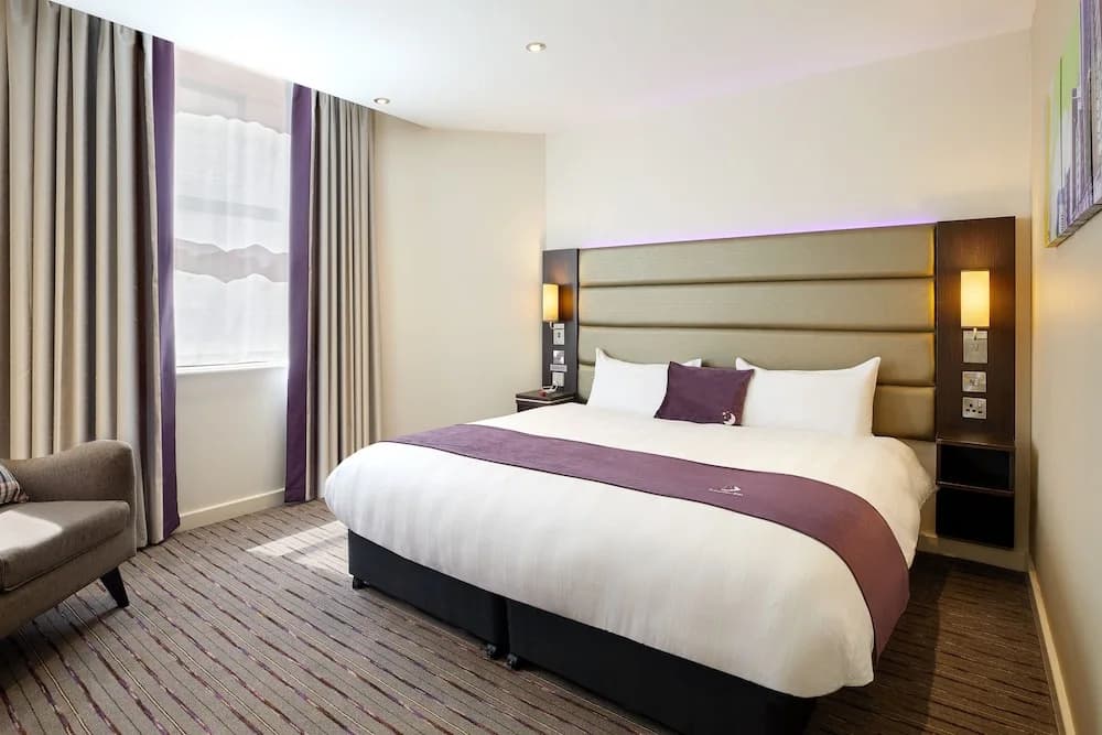 Premier Inn Edinburgh Park - Airport - photo 4