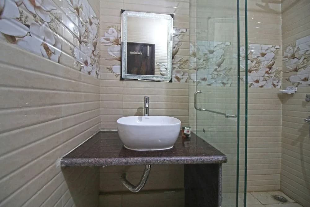OYO 4882 Hotel Golden Park - photo 9