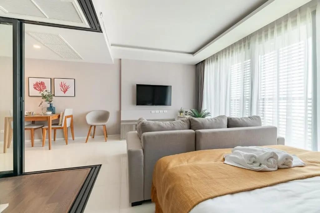 Sukhumvit Asok Modern Suite - photo 2