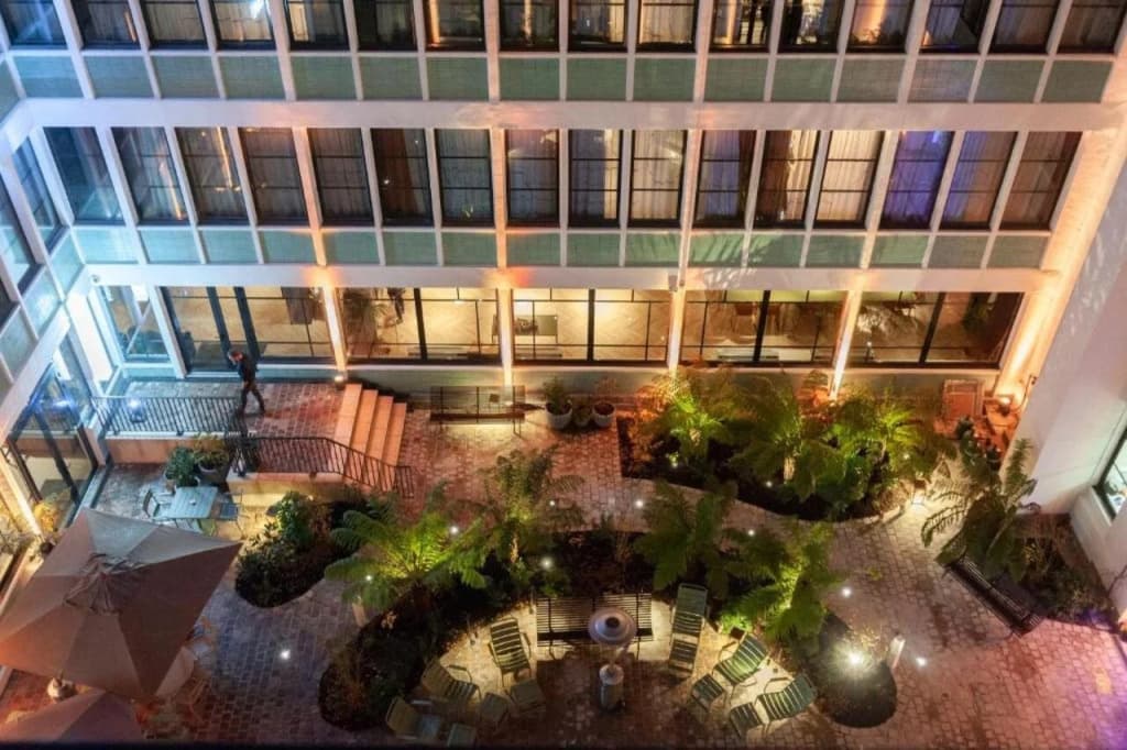 Le Grand Quartier - main photo
