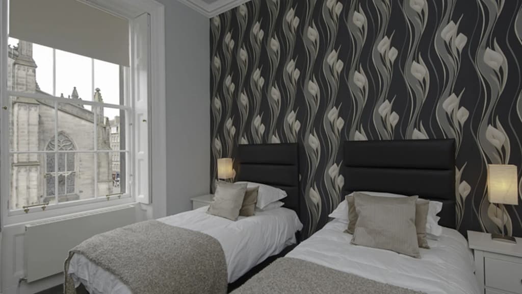 Parliament Apartment - photo 3
