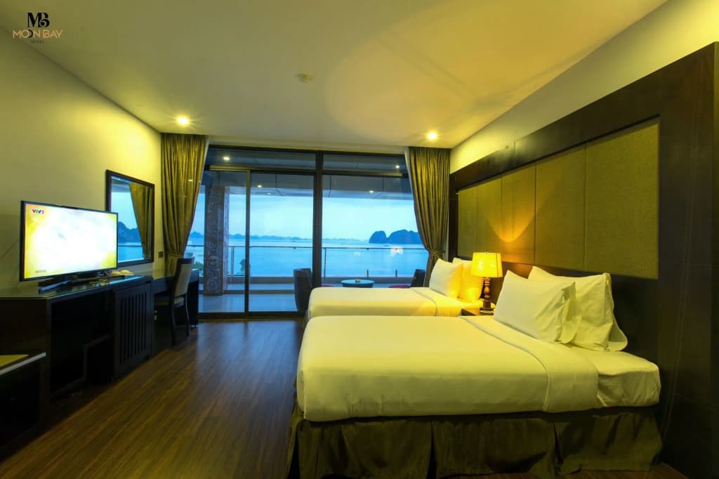 Moon Bay Ha Long - photo 4