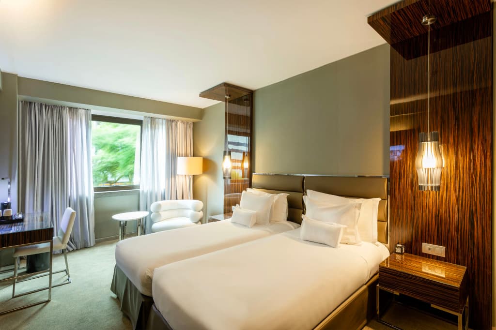 Altis Grand Hotel - photo 42