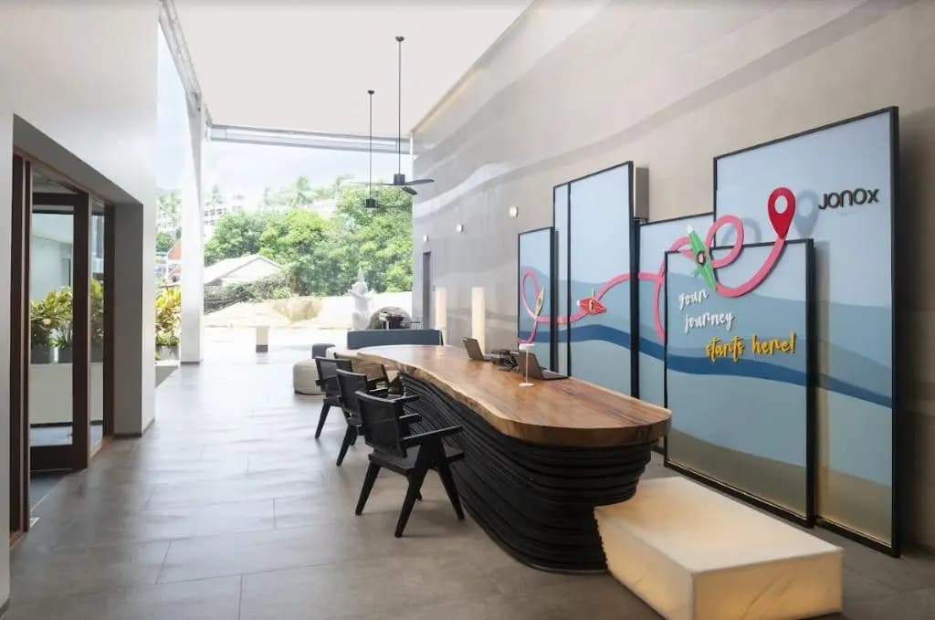 JonoX Phuket Karon Hotel - photo 16