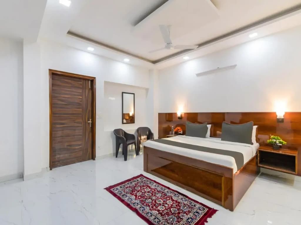 Hotel Orchid - photo 22