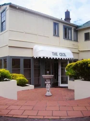 The Cecil Guesthouse - photo 39