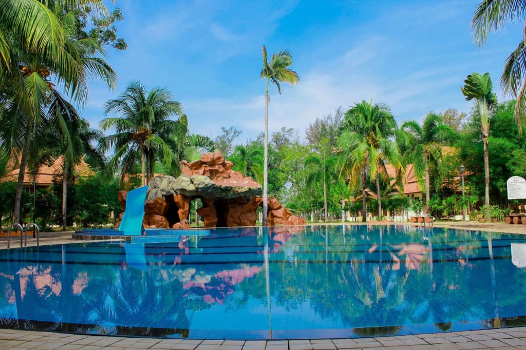 Rompin Beach Resorts - photo 8
