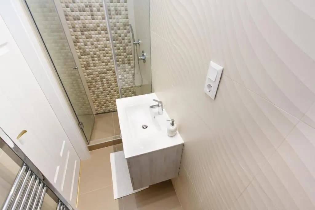 Jenny luxury two bedrooms apartment. - photo 7