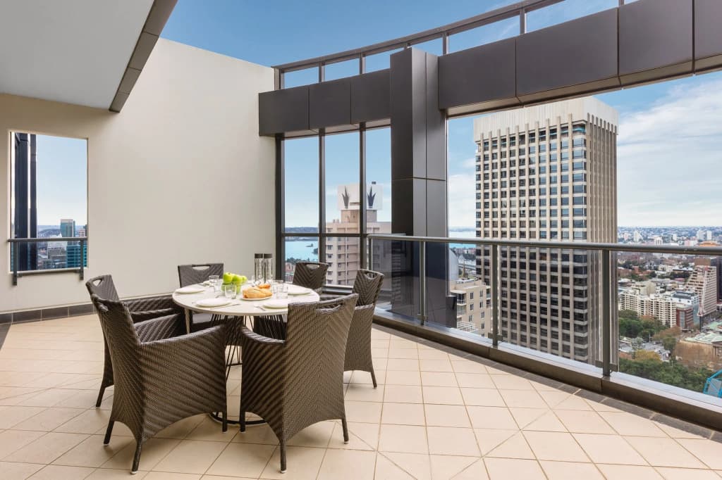 Meriton Suites Pitt Street, Sydney - photo 18