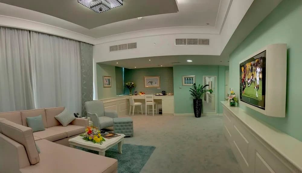 Boutique 7 Hotel & Suites - photo 12