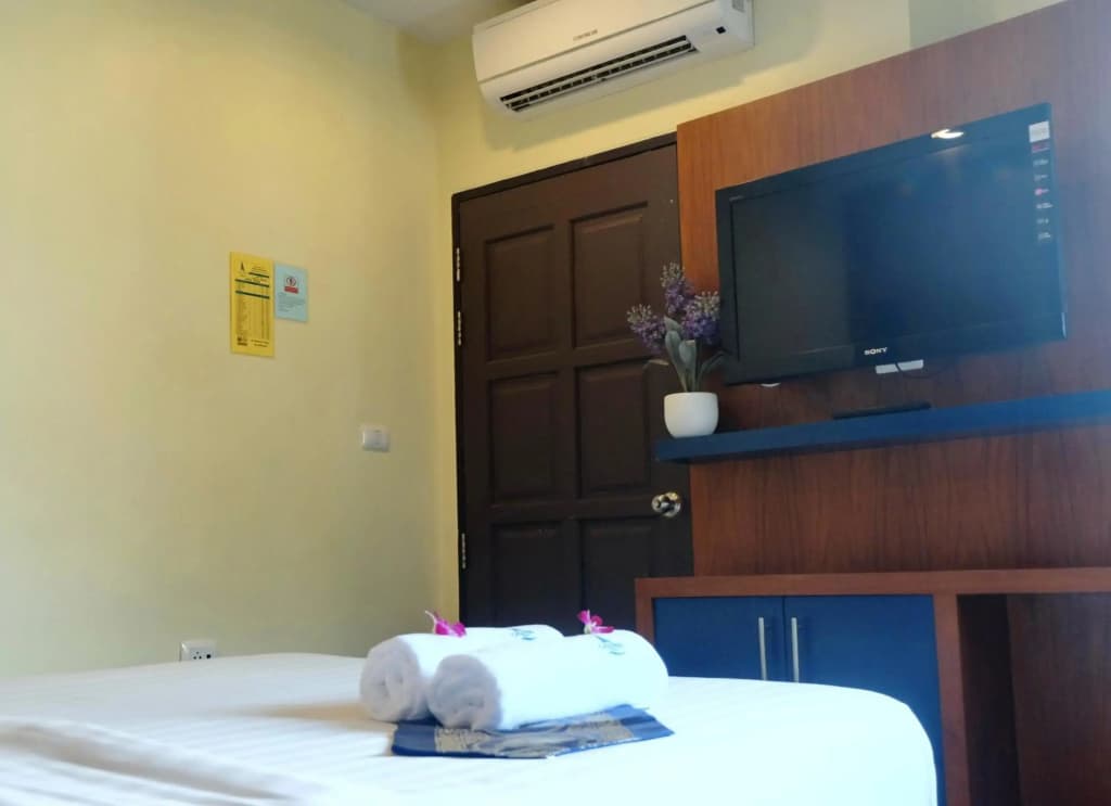 Calypso Patong Hotel - photo 3