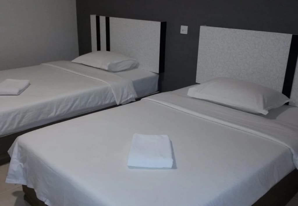 Five Hotel - photo 4