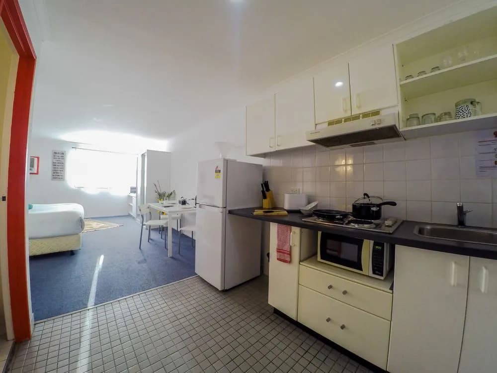 Waterside Apartments - photo 20