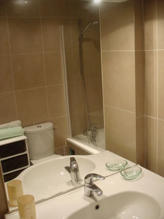 Studio Apartments rue de la Harpe - photo 5