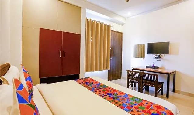 FabHotel Novel Suites - photo 22