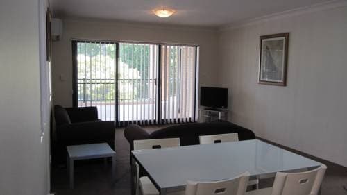Parkside Apartments on Thomas Street - photo 5
