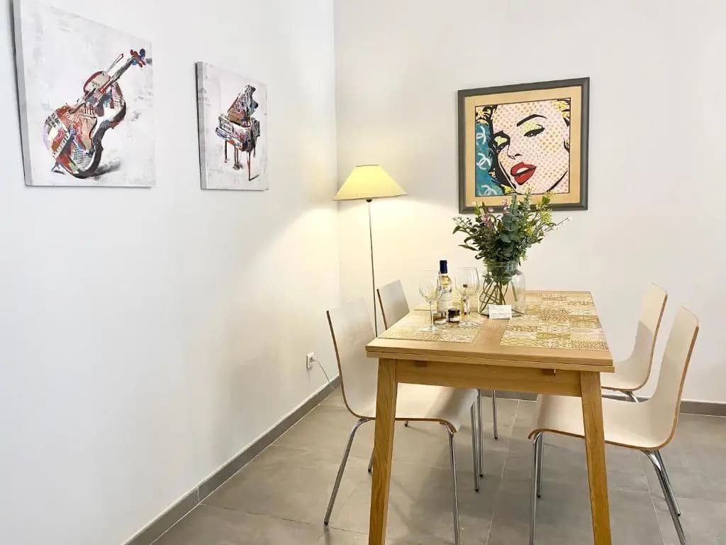 Cozy 2BR Appartment near the Port of Nice - photo 5