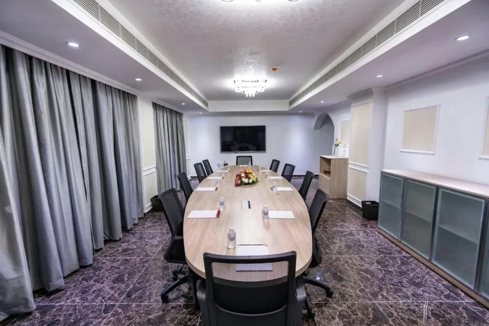 Al Amerat Hotel - photo 15