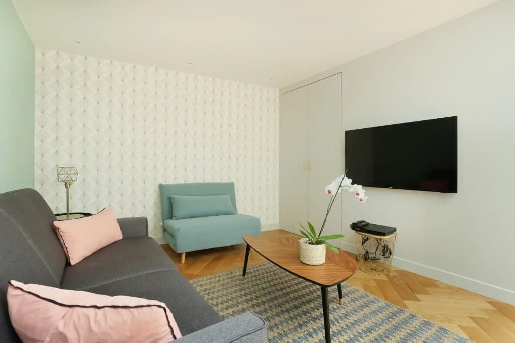 New and Lovely apartment center of Paris (Cléry) - photo 11