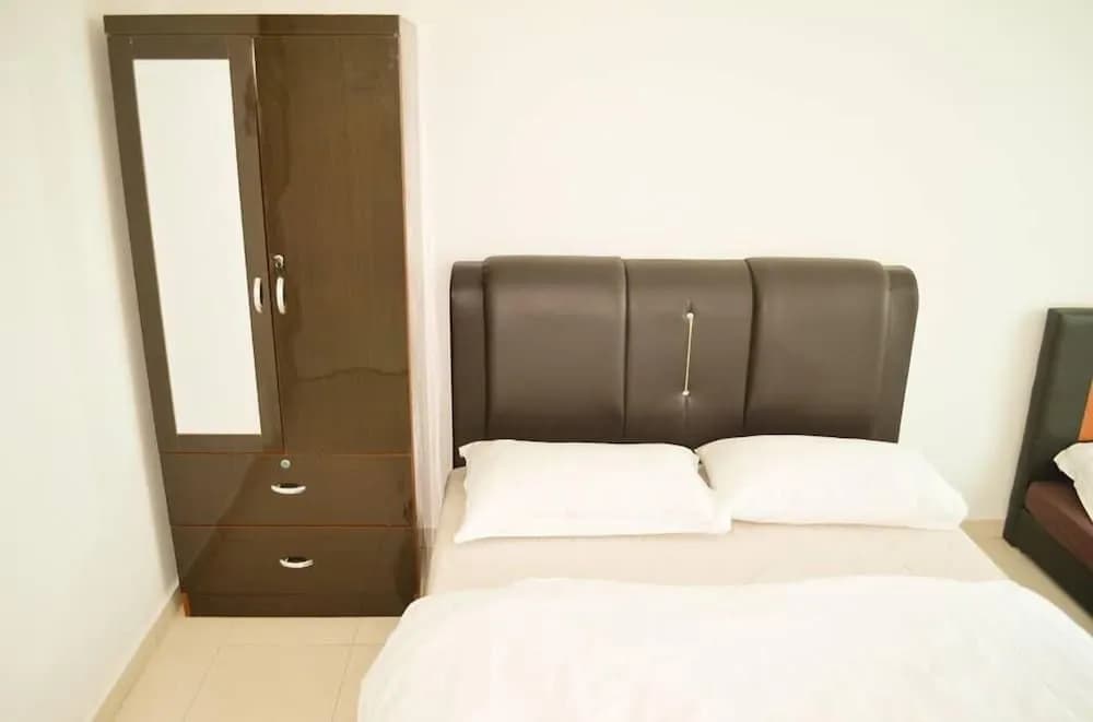 Summertime Arena Suite 1 - main photo