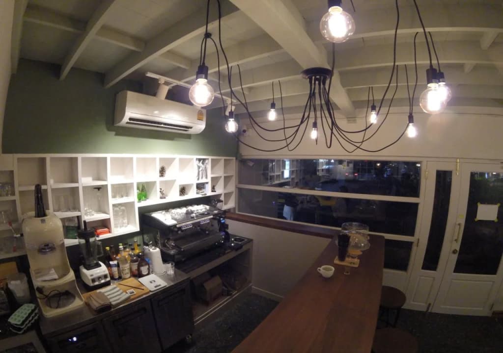 Weeping Willow Sukhumvit 26 – Hostel - photo 15