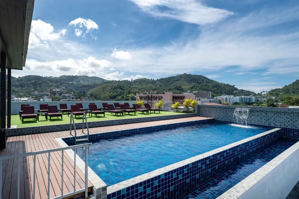 Paripas Patong Resort - photo 15