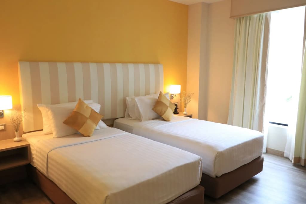 Bangkok Midtown Hotel - photo 6