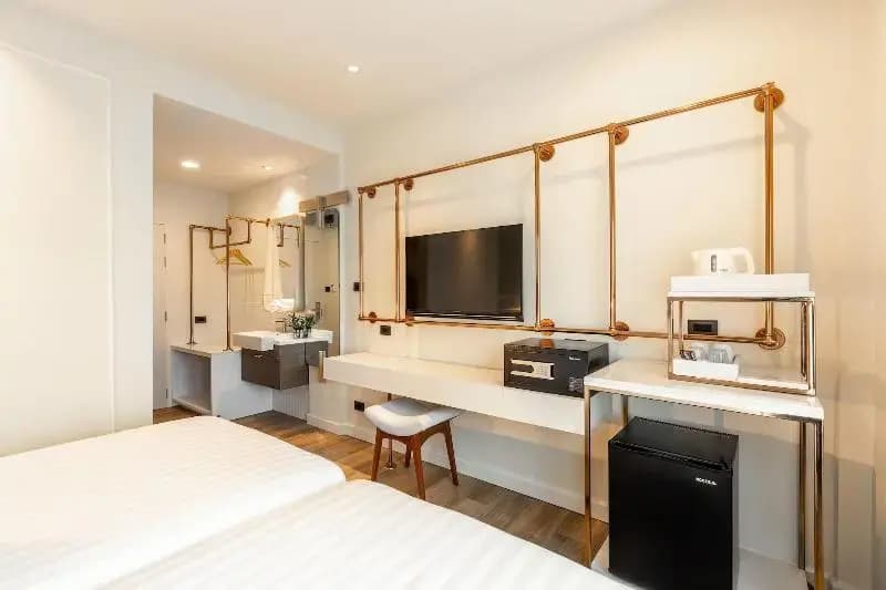 Ozone Hotel Bangkok - photo 5