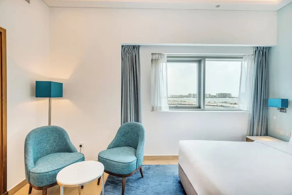 Sea Point Hotel - photo 10