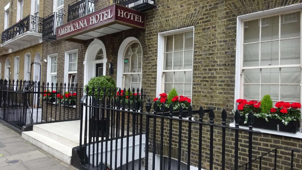 Americana Hotel - main photo