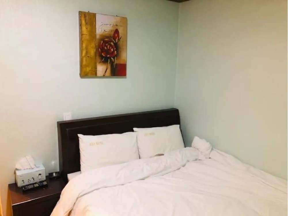 Bobos Motel - photo 3