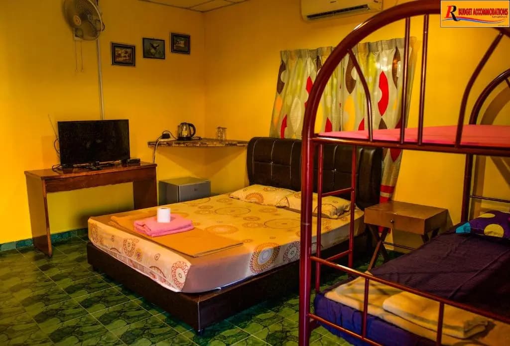 RL Budget Rooms - photo 6
